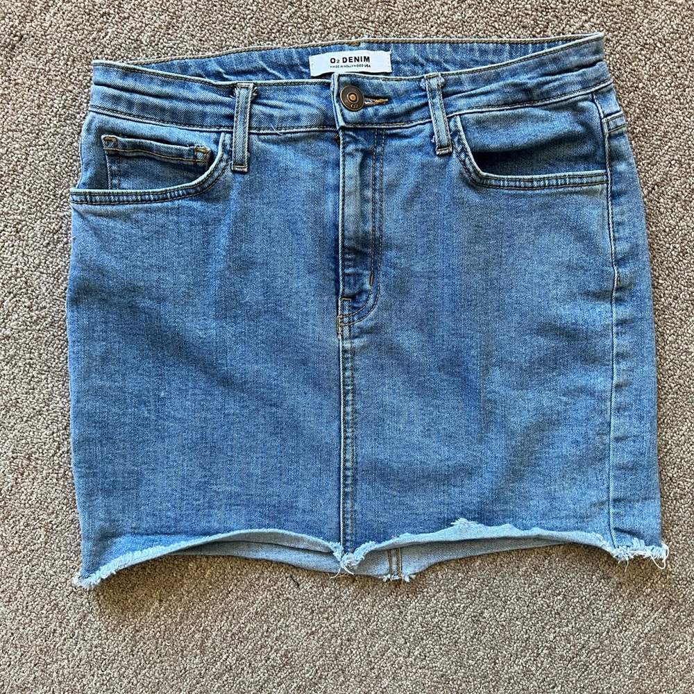 O2 DENIM JEAN SKIRT MEDIUM